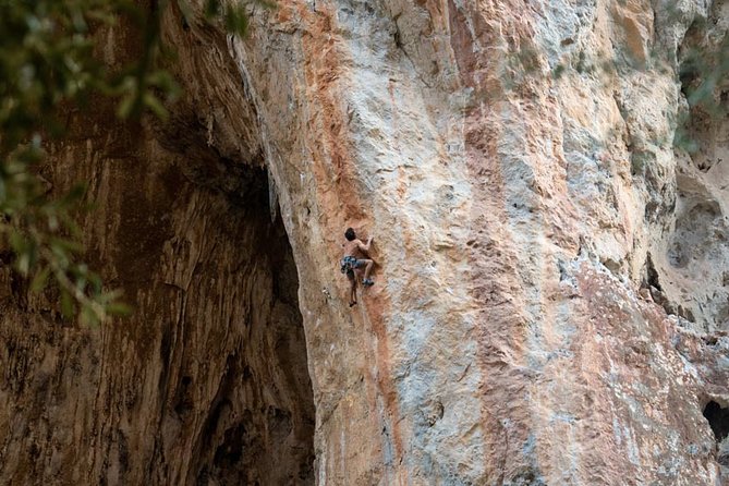 Rock Climbing Course - Meeting and Pickup