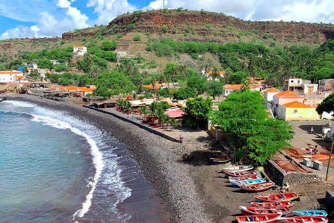 Santiago Island: 4-Hour Calabaceira Valley Hike & Guided Tour to Cidade Velha - Booking Details