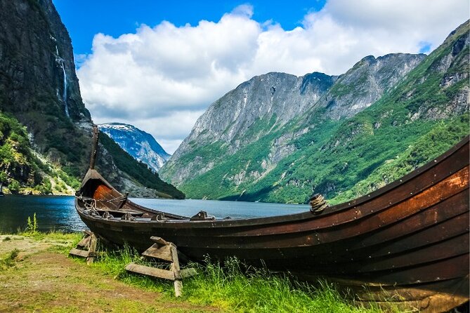Self-Guided Day Tour From Bergen to Flam All Inclusive Roundtrip - Dining and Refreshment Options