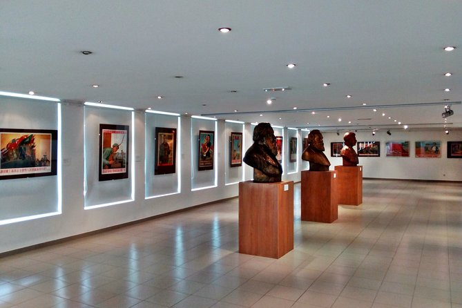 Self-guided Tour in the Museum of Socialist Art - Exploring Socialist Realism
