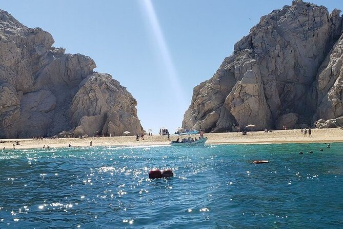 Shared Tour to the Arch of Cabo San Lucas - Accessibility and Restrictions