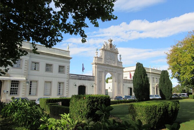 Sintra Scavenger Hunt and Sights Self-Guided Tour - Engaging With Local Attractions