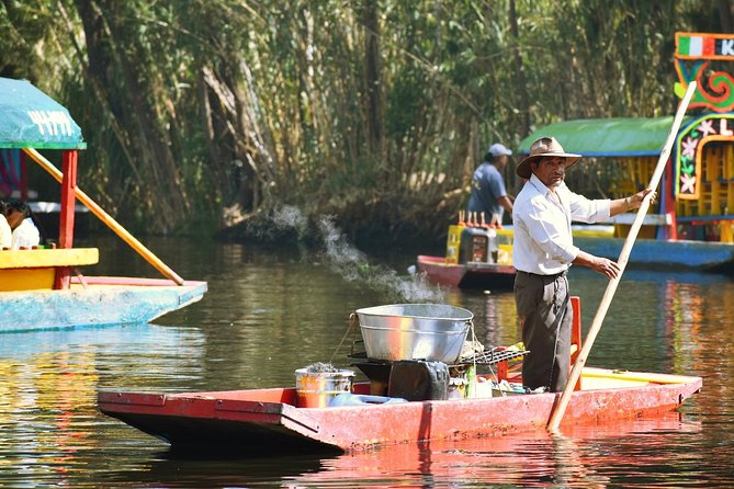 Small Group: Discover Xochimilco, Coyoacán, Frida Kahlo Museum and House - Highlights of the Tour
