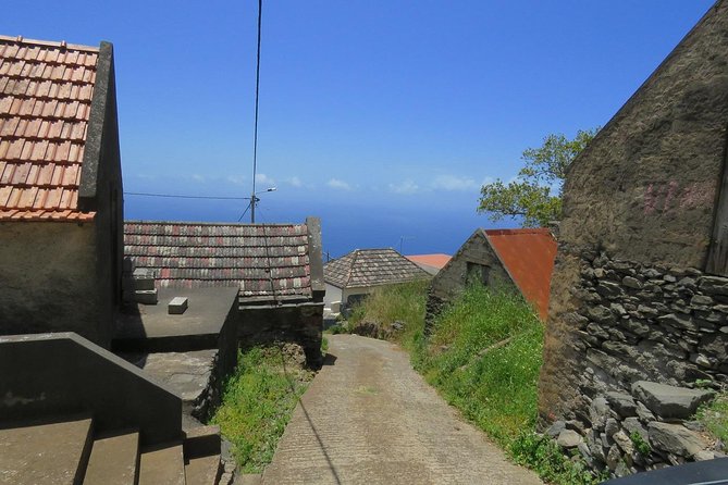 Southwest of Madeira and Calheta Paul Do Mar 4x4 Full-Day Tour - Enjoying Jardin Do Mar