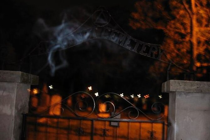 St Augustines Horrible Hauntings Ghost Tour - Historical Context and Ghost Stories