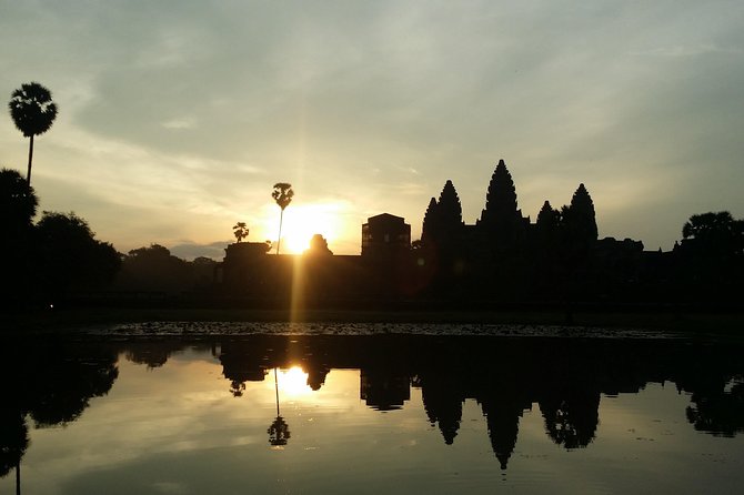 Sunrise in Angkor and Banteay Srei Private Tour - Booking and Cancellation Policy