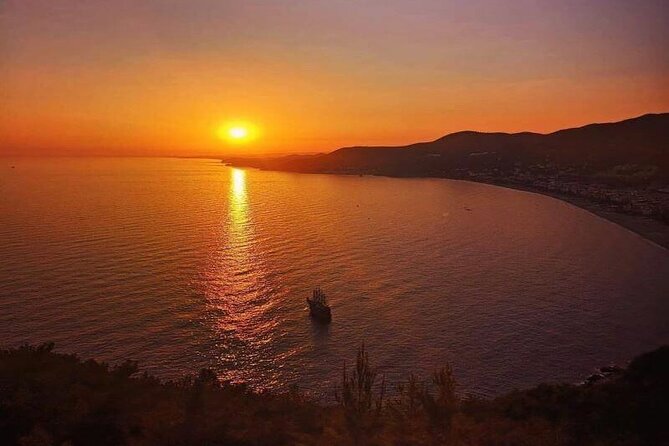 Sunset Boat Trip Along the Coast of Alanya - Stunning Sunset on the Mediterranean