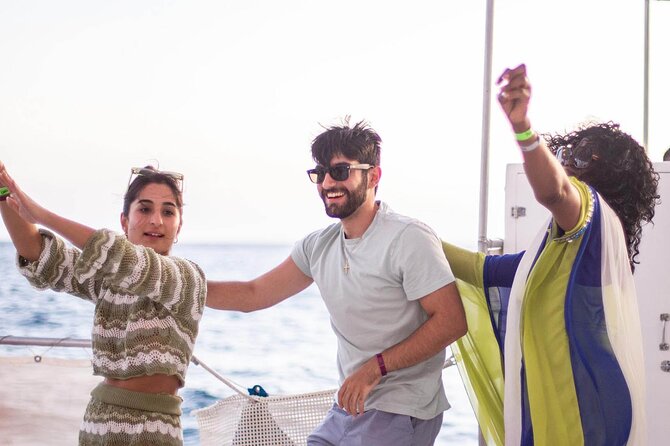 Sunset Sail Party Cruise on the Pez Gato - Explore Natural Attractions