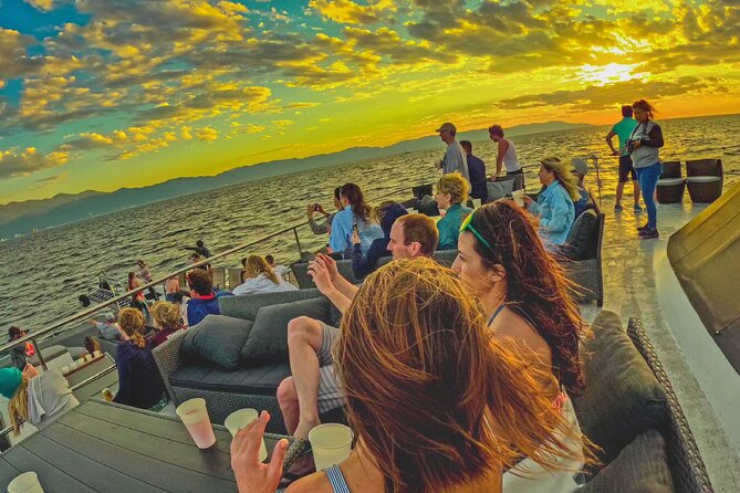 Sunsets and Whales Mega Yachts ALL INCLUSIVE - Meeting Point and Departure