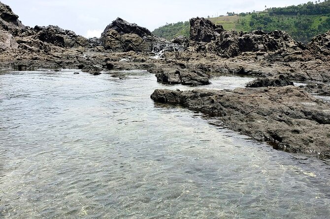 Swimming Owia Salt Pond & Tour Black Point Tunnel With Guide - Discovering Black Point Tunnel