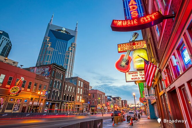 Tacky Sweater Pub Crawl: Nashvilles Holiday Bar Hop - Dress Code and Theme