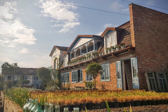 Tbilisi Lakes and Sightseeing Tour - Booking and Additional Details
