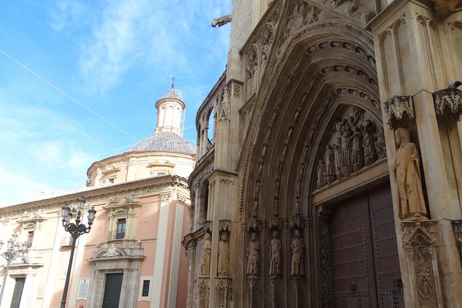 Valencia Step by Step for You - Taking in Valencian Culture
