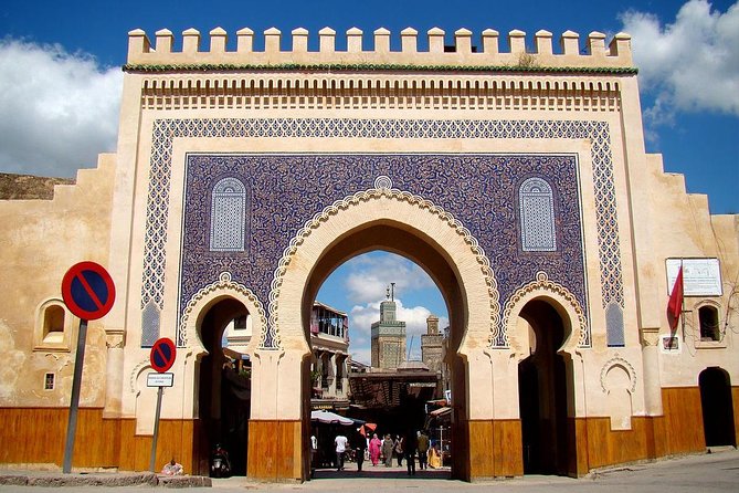 Walking Day : Private Excursion in the Ancient City of Fez - Taking in History