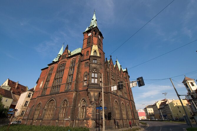 Wroclaw Jewish Quarter Private Guided Tour With Synagogue - Booking and Confirmation