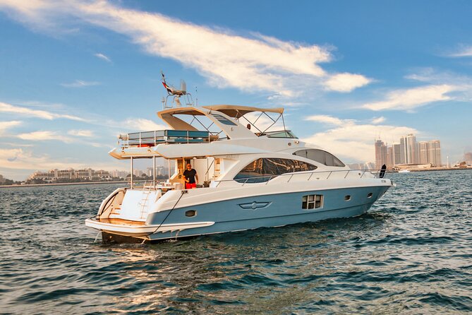 Yacht Rental in Dubai Majesty 63ft - Customer Reviews and Ratings