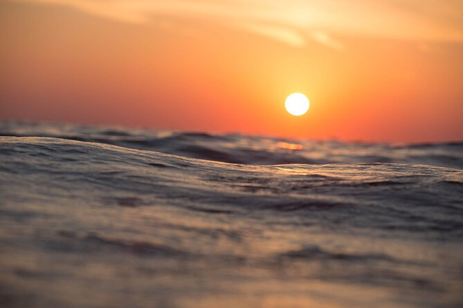 2-Hour Maalaea Luxury Powerboat Sunset Cruise for up to 6 Guests - Things To Known