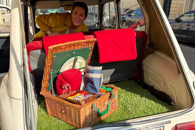 2-Hour Private Tour of Versailles in a Vintage Car (2CV) - Booking and Cancellation Policy