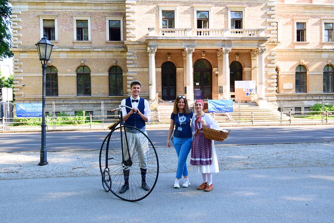 2-Hour Private Walking Tour in Zagreb City With Guide (Up to 10) - Duration and Location