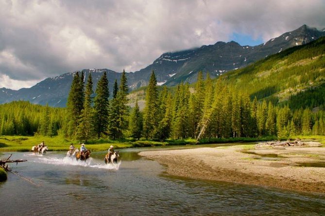 3-Day Glacial Tour Package, Columbia Icefield, Jasper, Lakelouise - Customer Reviews