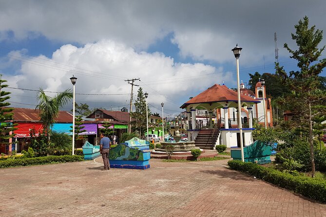 3 Levels of Huatulco HT - Scenic Views and Interactions With Locals