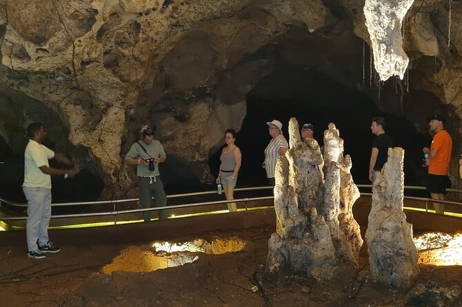 3 Tours in 1: Cave of Wonders, Altos De Chavon, Chocolate Factory - Ratings and Reviews
