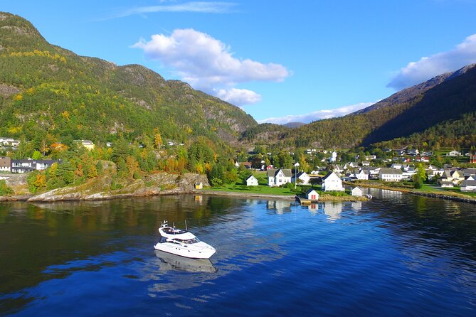 4 Day Bergen - Hardangerfjord Private Fjord-Cruise - Discovering Local Museums
