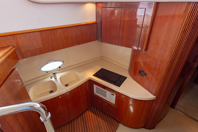 4-Hour Private 42 Azimut Yacht Tour W/ Food, Open Bar & Snorkeling - Frequently Asked Questions