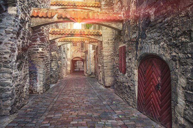 5 Hour Majestic Tallinn Tour From Cruise Port - Booking and Cancellation