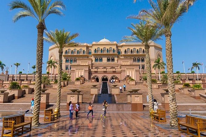 Abu Dhabi City Tour, Emirates Palace, Grand Mosque, Louvre Museum - Feedback and Experiences