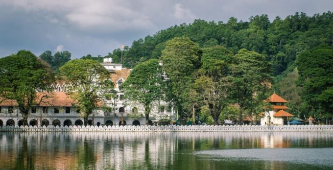 Ambuluwawa Tower: Three Temple Tour by Tuk Tuk From Kandy - Frequently Asked Questions
