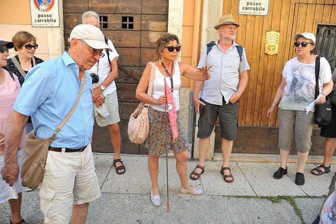 Arena Di Verona Opera - Ticket 1h City Guided Walking Tour - Combination of Culture and Entertainment