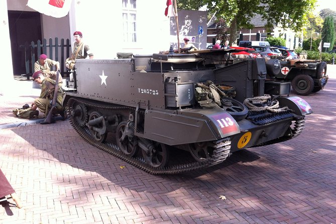 Arnhem 1944 Battlefield Private Tour: Transfers From Randstad  - Leiden - Product Code Reference