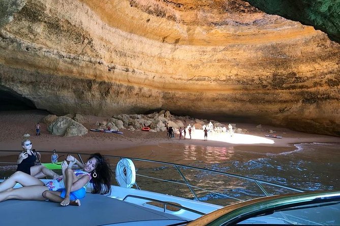 Benagil Cave Tour Sunseeker Portofino 53 5H - Local Guide and Private Tour