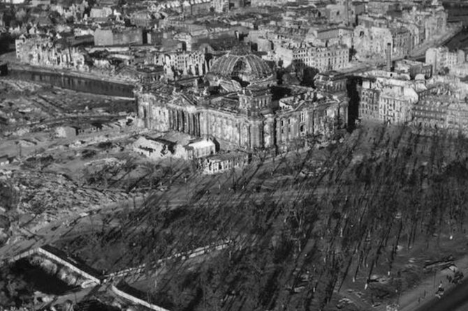 Berlin Battlefield Tour - Operation Berlin 1945 (Small Group) - Cancellation and Modification Policy