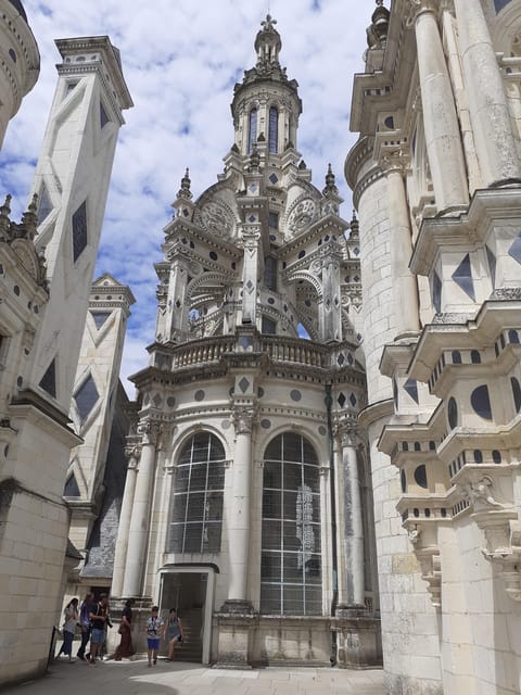 Blois: Private Tour of Blois and Chambord With Tasting - Important Considerations