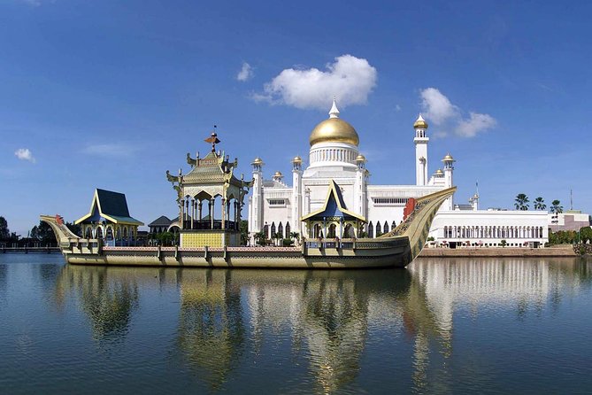Brunei Half Day City Tour With Royal Regalia & Sultan Omar Ali Saifuddin Mosque - Cancellation Policy