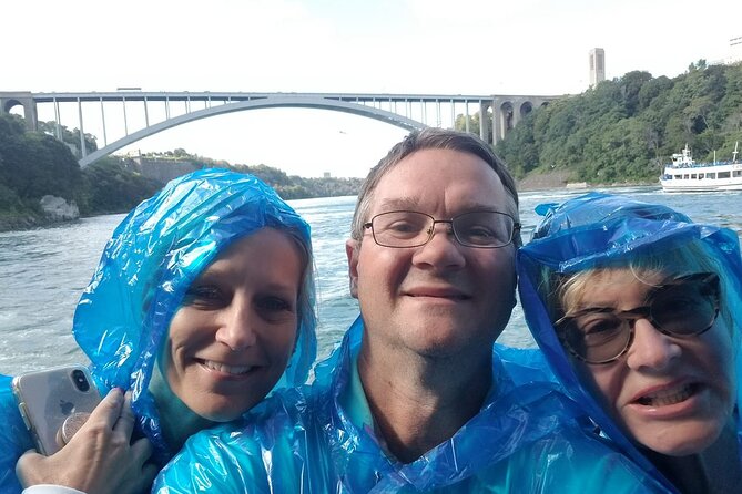 Canada/Usa Small Group Wonder Tour of Niagara Falls (Max 6) - Things To Known