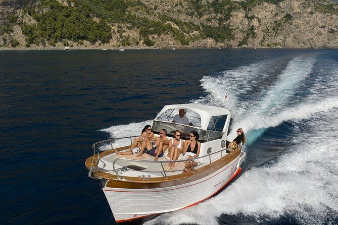 CAPRI & POSITANO From Sorrento - Classic Gozzo 25 - Additional Details