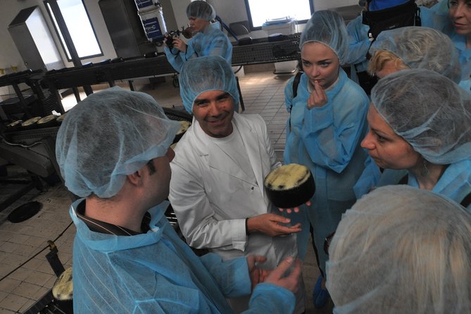 Cheesemaker for a Day & Visit to the Dairy - Dairy Tour