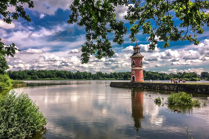 City Game Scavenger Hunt Moritzburg - Independent City Tour I Discovery Tour - Ask Away