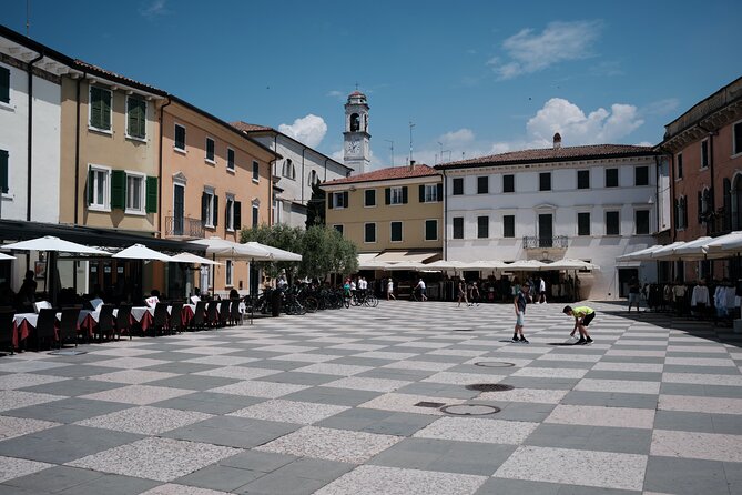 CITY QUEST Lazise: Unravel the Secrets of This Town! - Navigating the Walking Tour