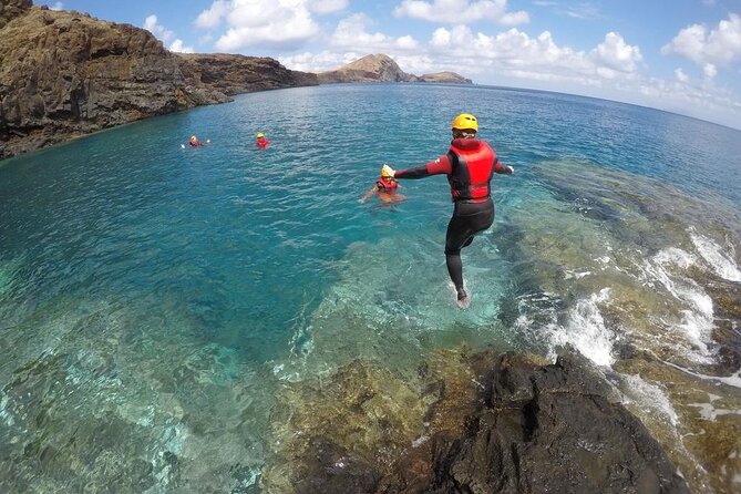Coasteering Tour - Cliff Jumping, Swimming, Scrambling. - Pickup and Meeting Point Details