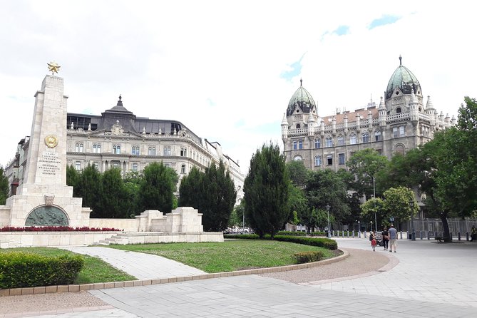Comprehensive Sightseeing Tour - Exploring Budapests Key Attractions
