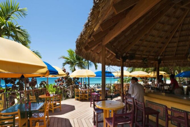 Day Trip to Doctors Cave Beach, Margaritaville & Shopping From Grand Palladium - Discovering Local Shops