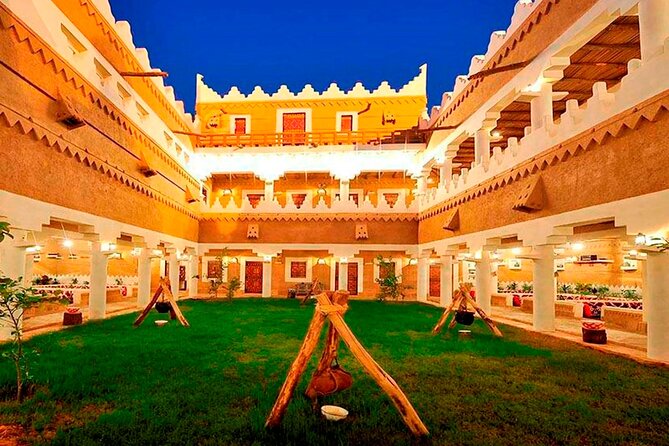 Dining in Riyadh at Al Najd Village Restaurant - Dining Experience Highlights