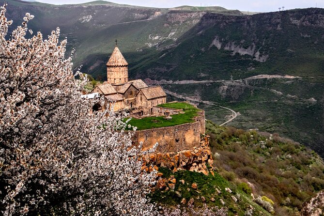 Discover Armenia in 7 Days - Culinary Delights of Armenian Cuisine