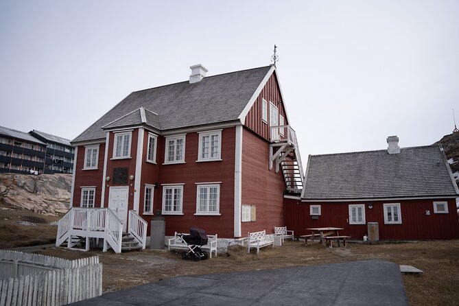 Discover Gems of Ilulissat: A Walking Tour - Pricing and Group Sizes