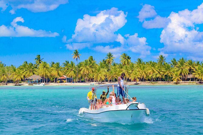 Dominican Republic: See Almost It ALL in 6 Days, 1st Class Custom Tours - About the Tour Provider