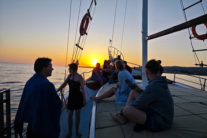 Dreamy Sails - Sunset Tour With Dinner And Wine - Culinary Delights